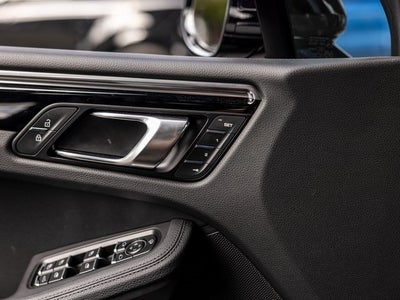 2025 Porsche Macan Macan