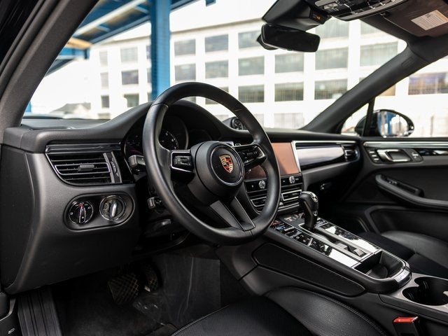 2025 Porsche Macan Macan
