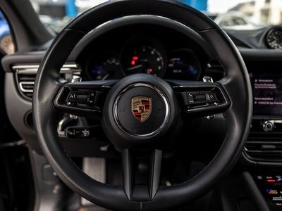 2025 Porsche Macan Macan