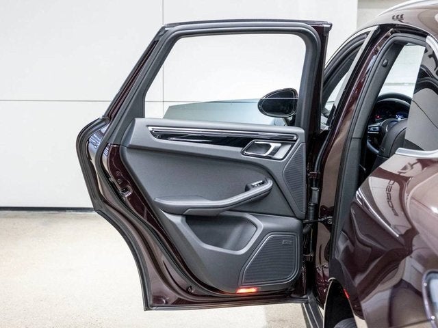 2025 Porsche Macan Macan