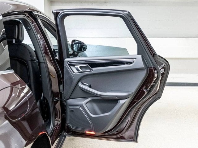 2025 Porsche Macan Macan