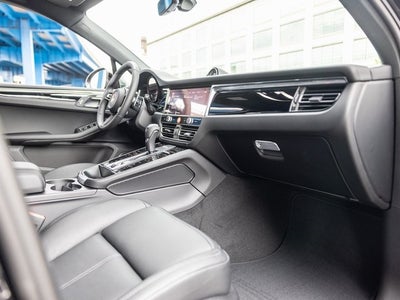 2026 Porsche Macan Macan T