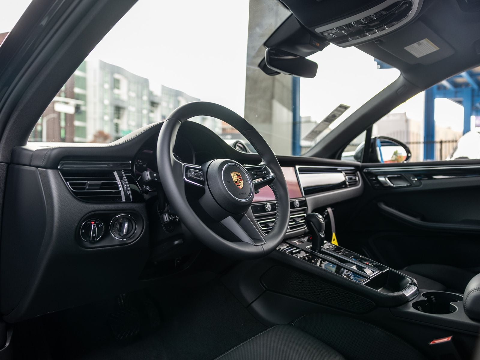 2026 Porsche Macan Base