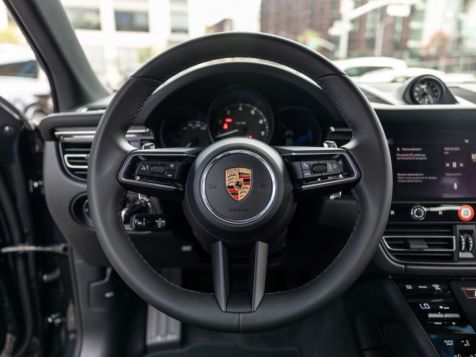 2026 Porsche Macan Base