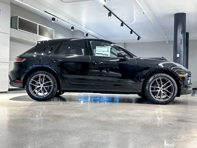 2025 Porsche Macan Macan