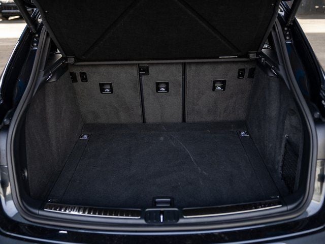 2025 Porsche Macan Macan