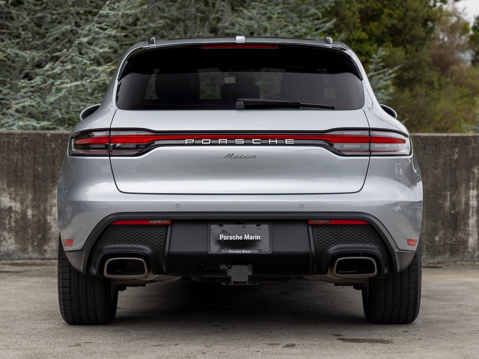 2026 Porsche Macan Base