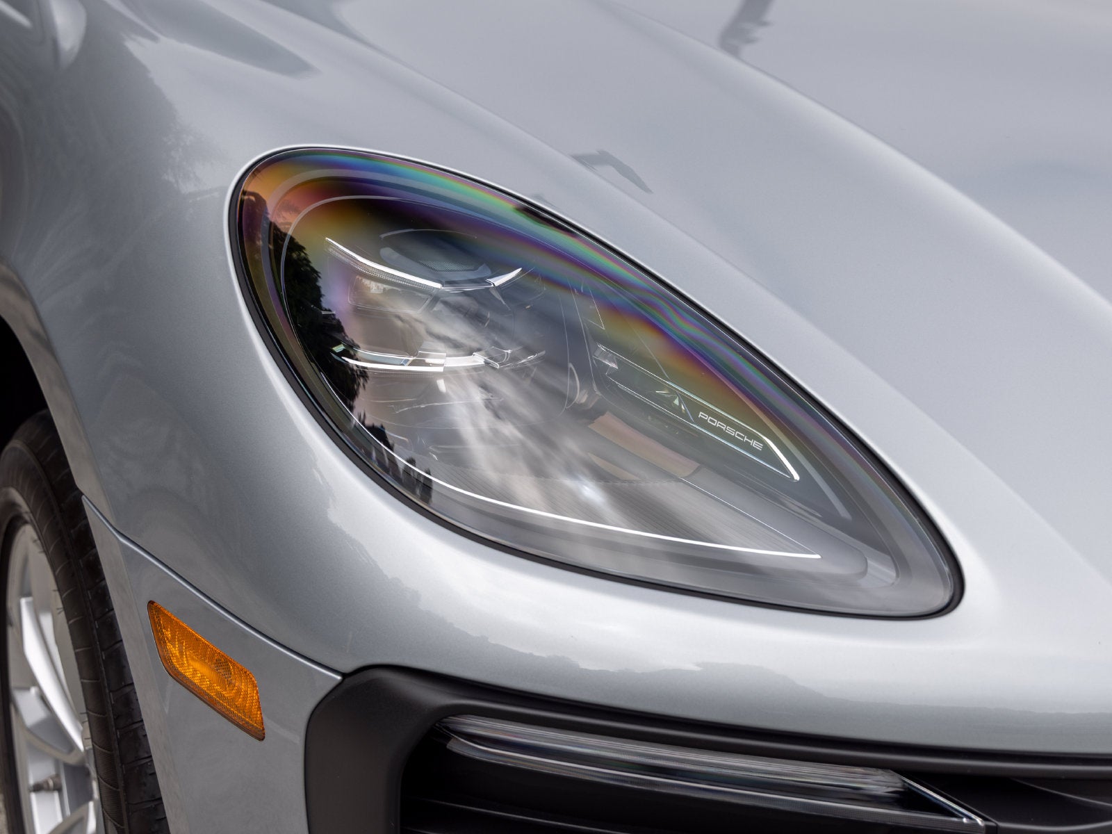 2026 Porsche Macan Base