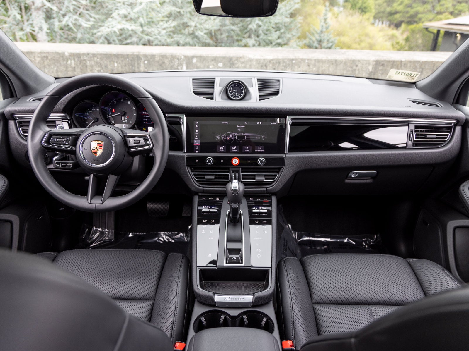 2026 Porsche Macan Base