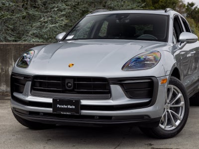 2026 Porsche Macan Base