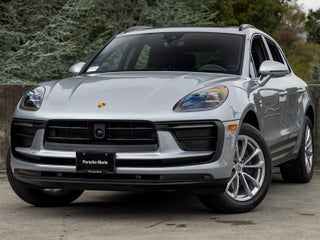 2026 Porsche Macan Base