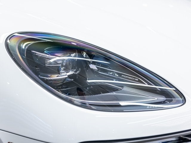 2026 Porsche Macan Macan