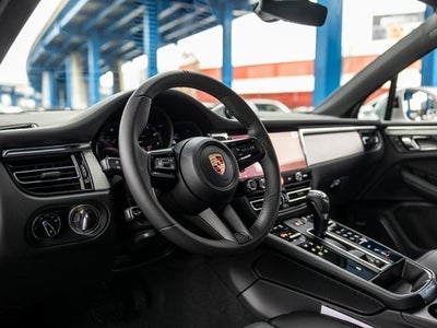 2026 Porsche Macan Macan