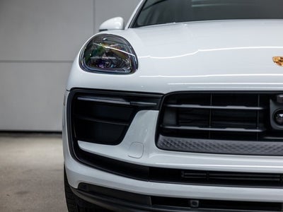 2026 Porsche Macan Macan