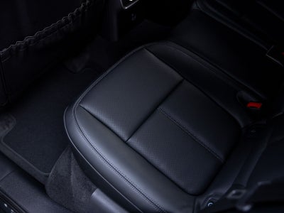 2026 Porsche Macan T