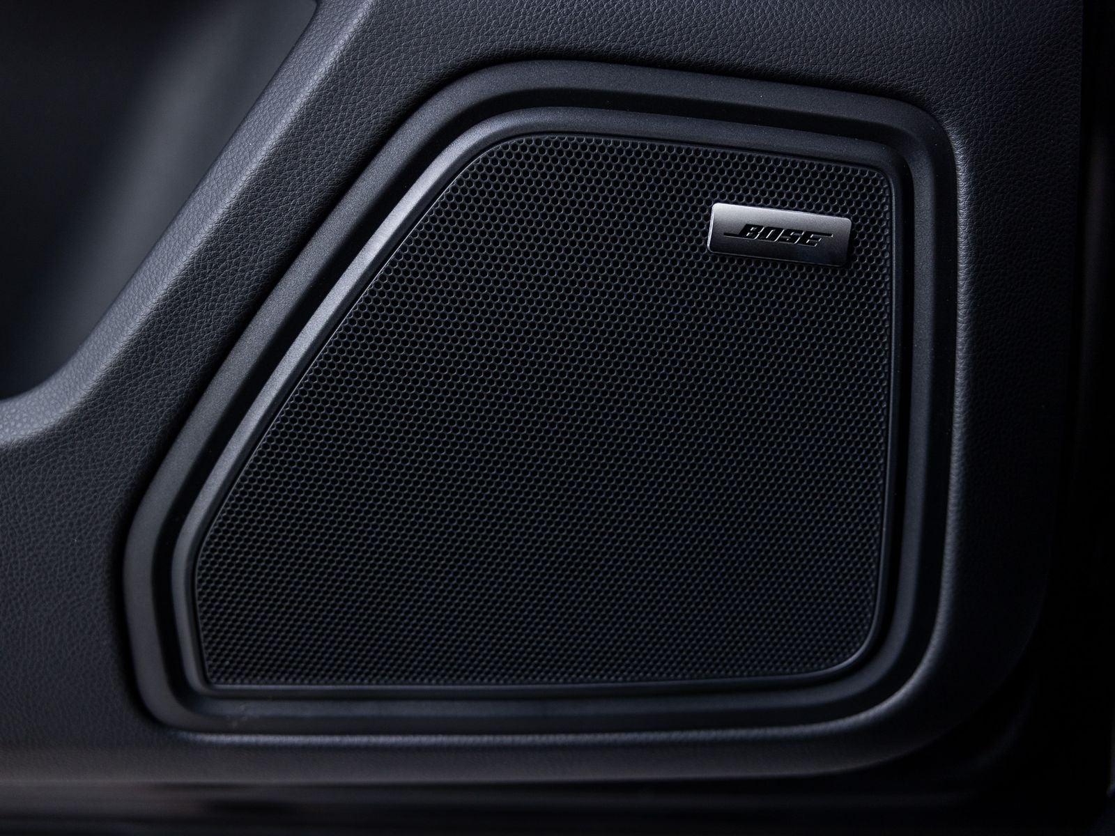 2026 Porsche Macan T