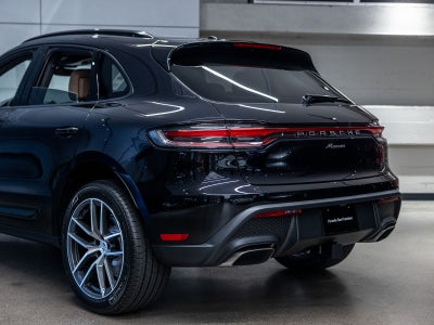 2026 Porsche Macan Base