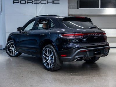 2026 Porsche Macan Base