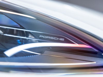 2026 Porsche Macan Base