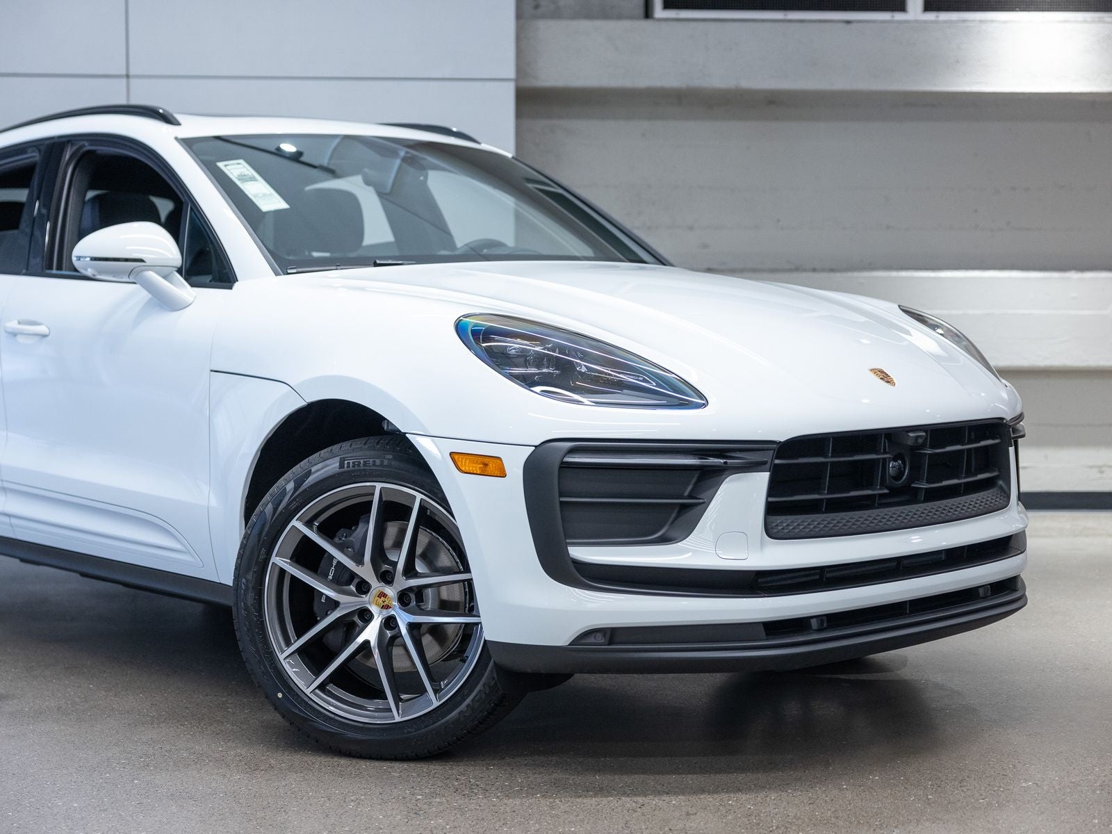2026 Porsche Macan Base