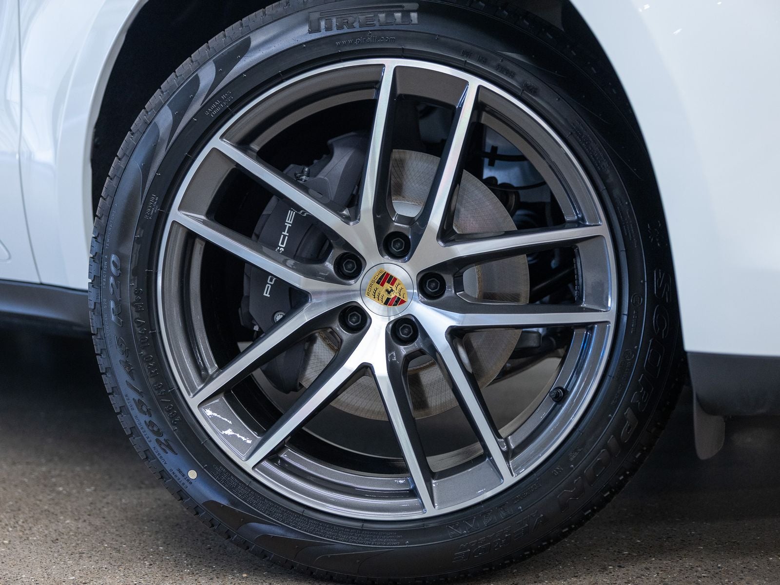 2026 Porsche Macan Base