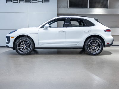 2026 Porsche Macan Base