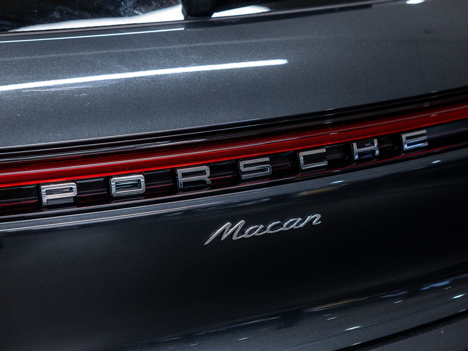 2026 Porsche Macan Macan