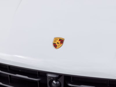 2026 Porsche Macan Base