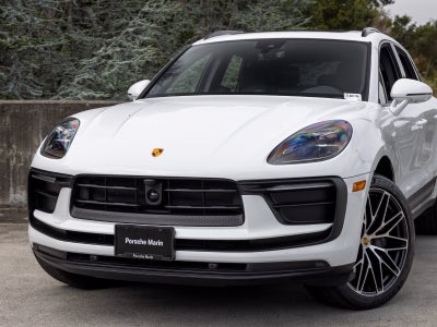 2026 Porsche Macan Base