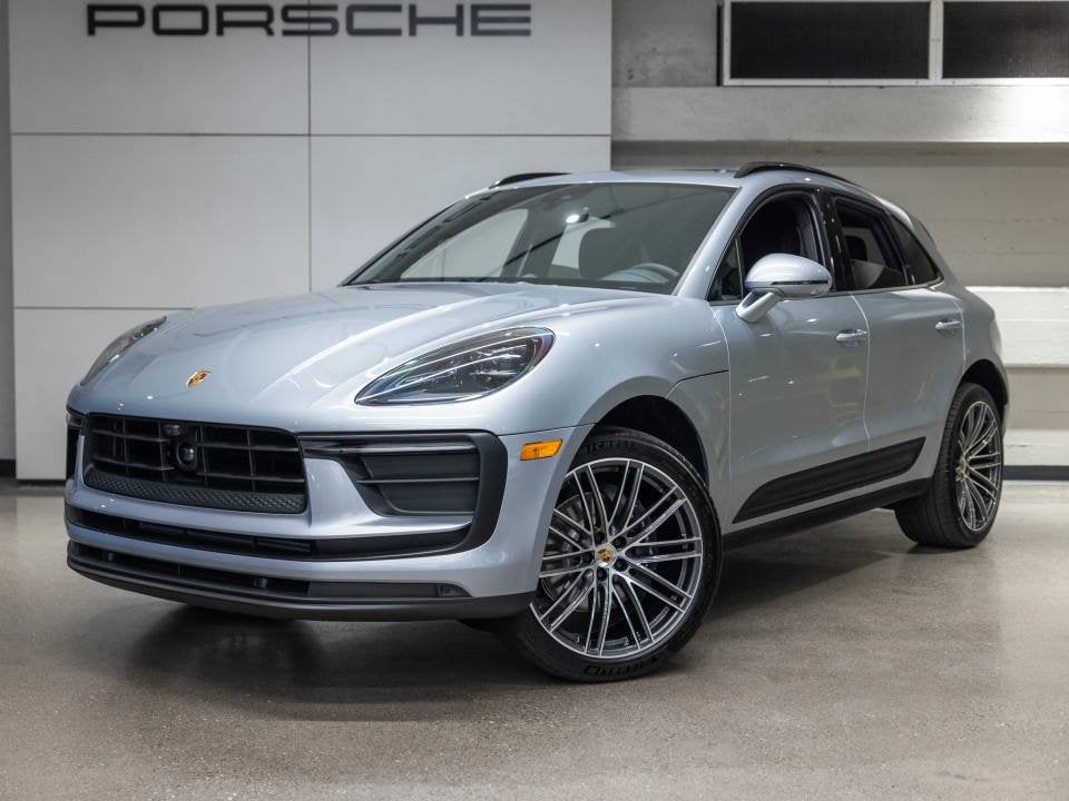 2026 Porsche Macan — photo 1 of 44