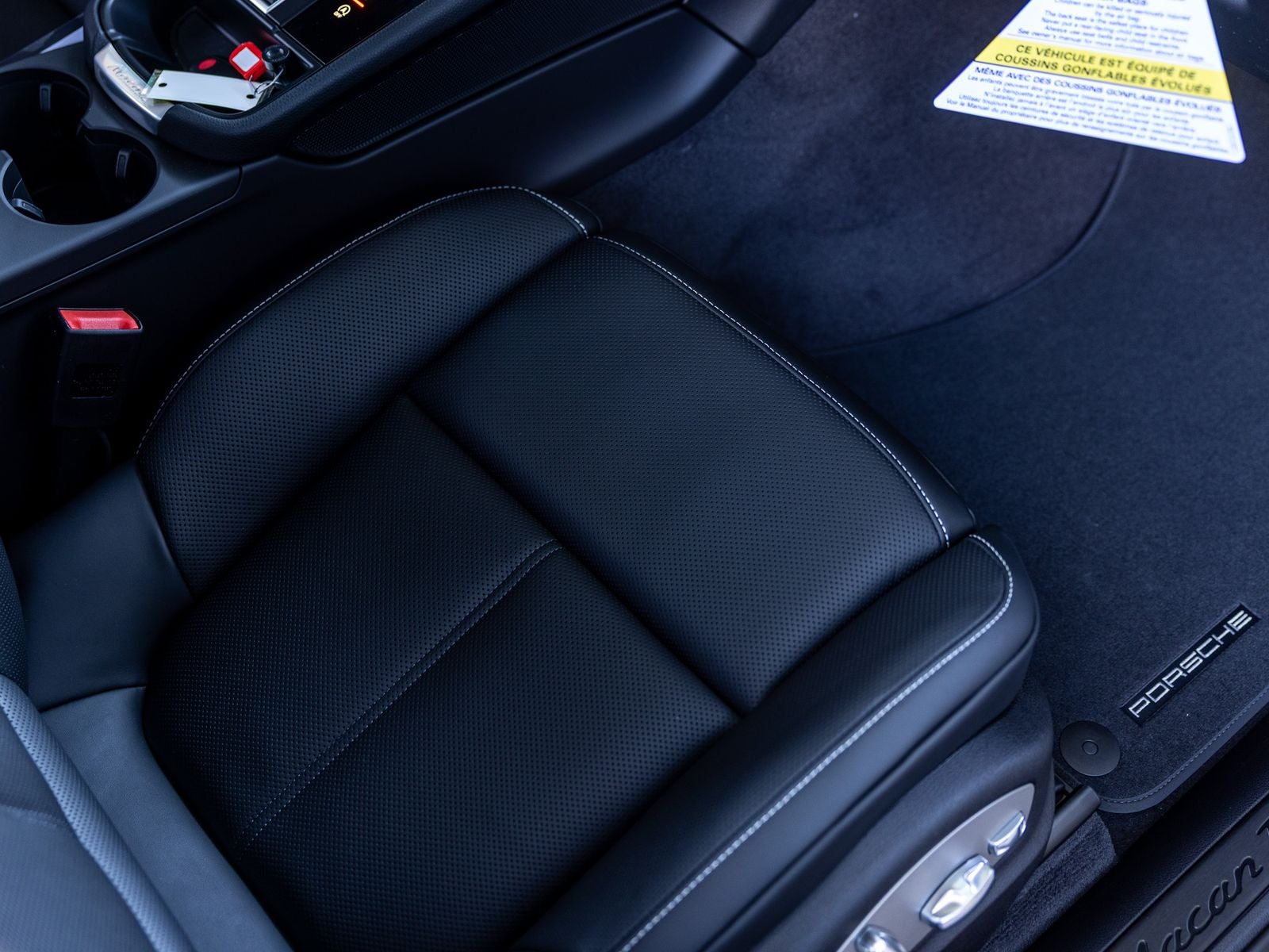 2026 Porsche Macan T