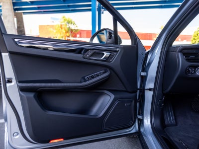 2026 Porsche Macan T