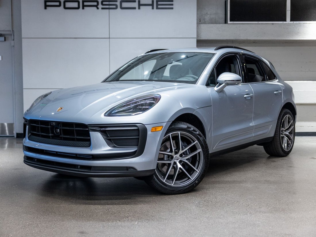 2026 Porsche Macan — photo 1 of 57