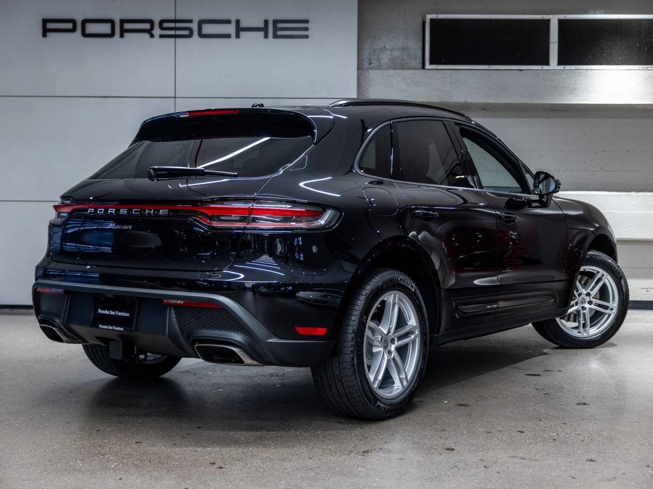 2026 Porsche Macan Macan