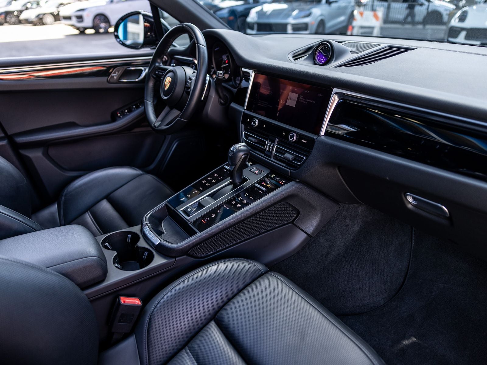 2024 Porsche Macan Base