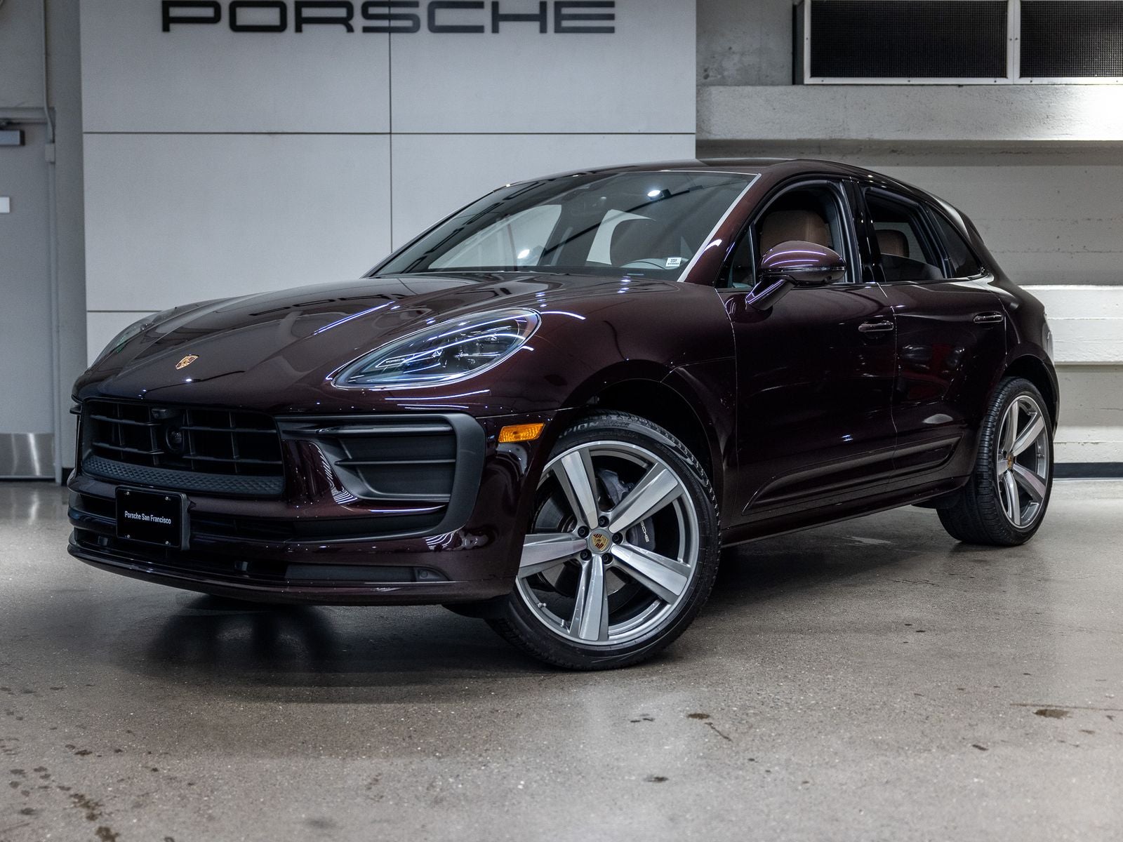 2024 Porsche Macan Base