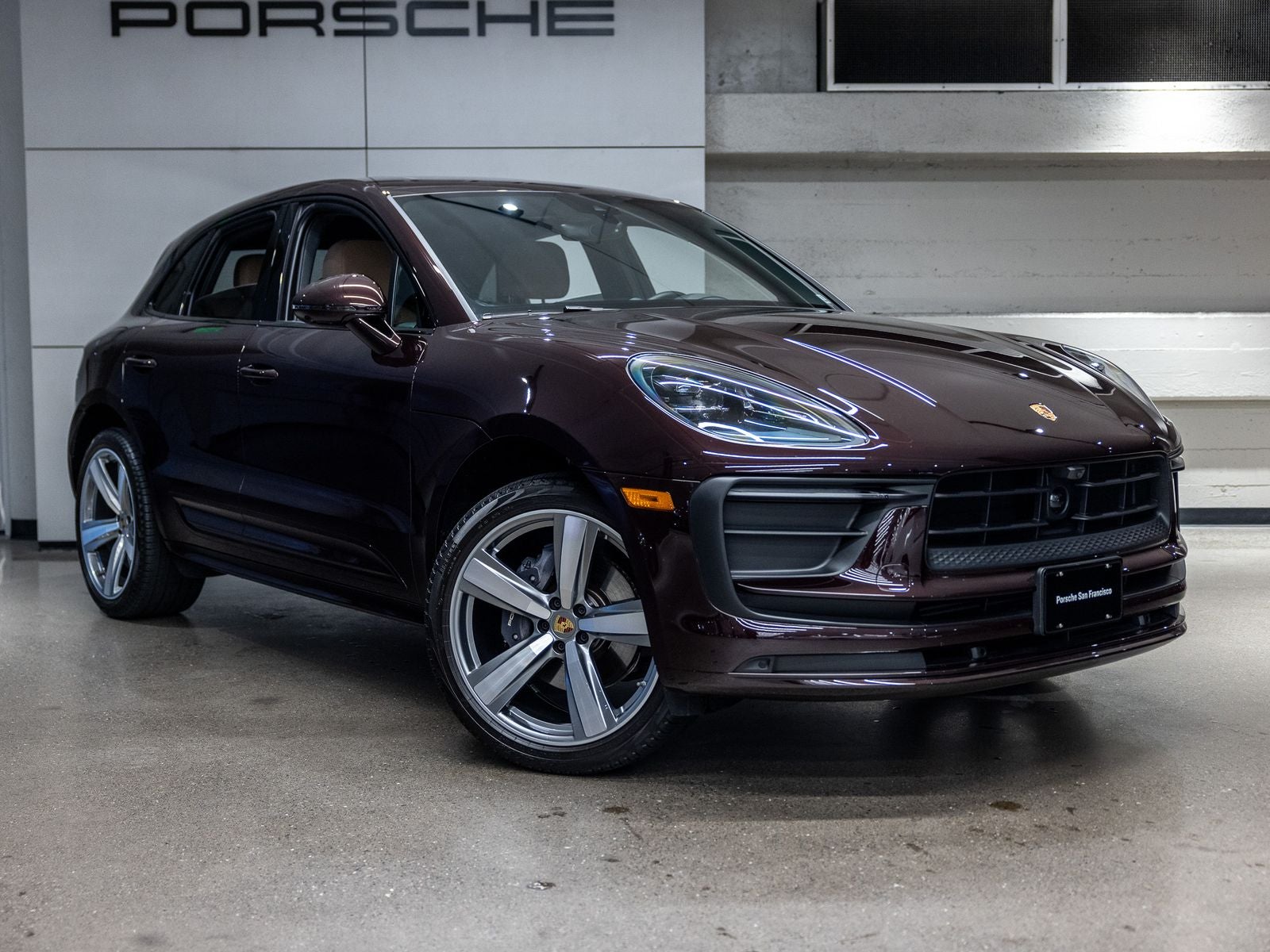 2024 Porsche Macan Base