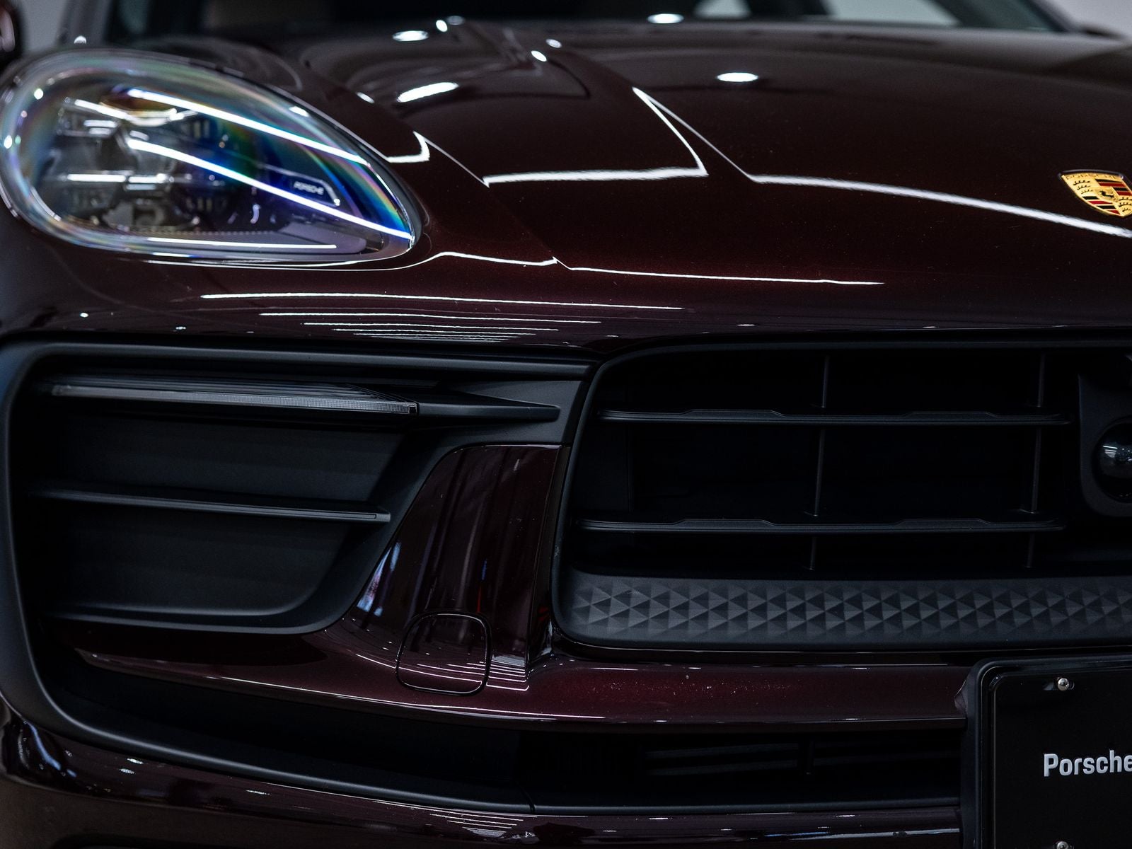 2024 Porsche Macan Base