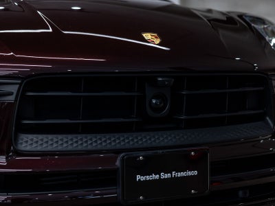 2024 Porsche Macan Base