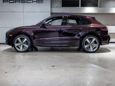 2024 Porsche Macan Base