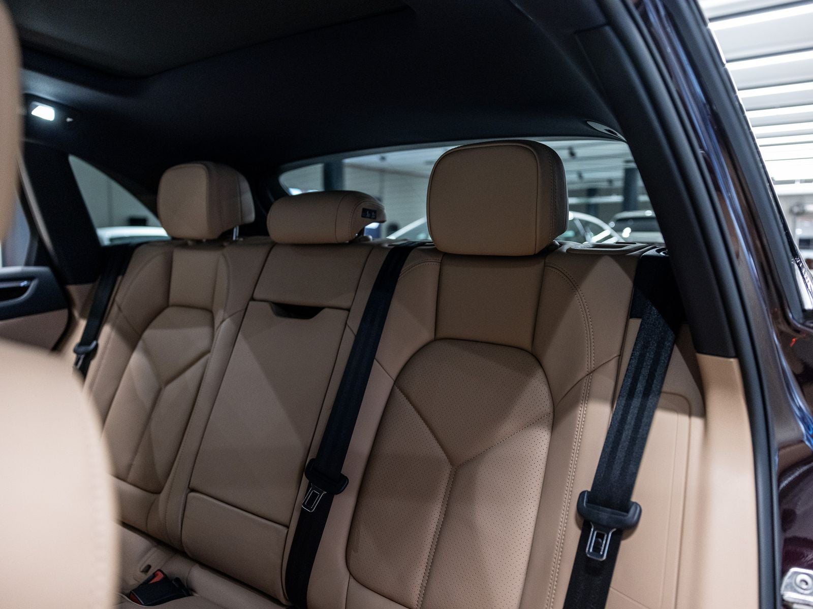 2024 Porsche Macan Base