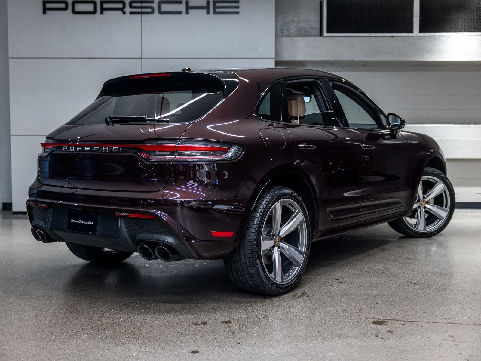 2024 Porsche Macan Base