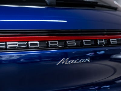 2026 Porsche Macan Base