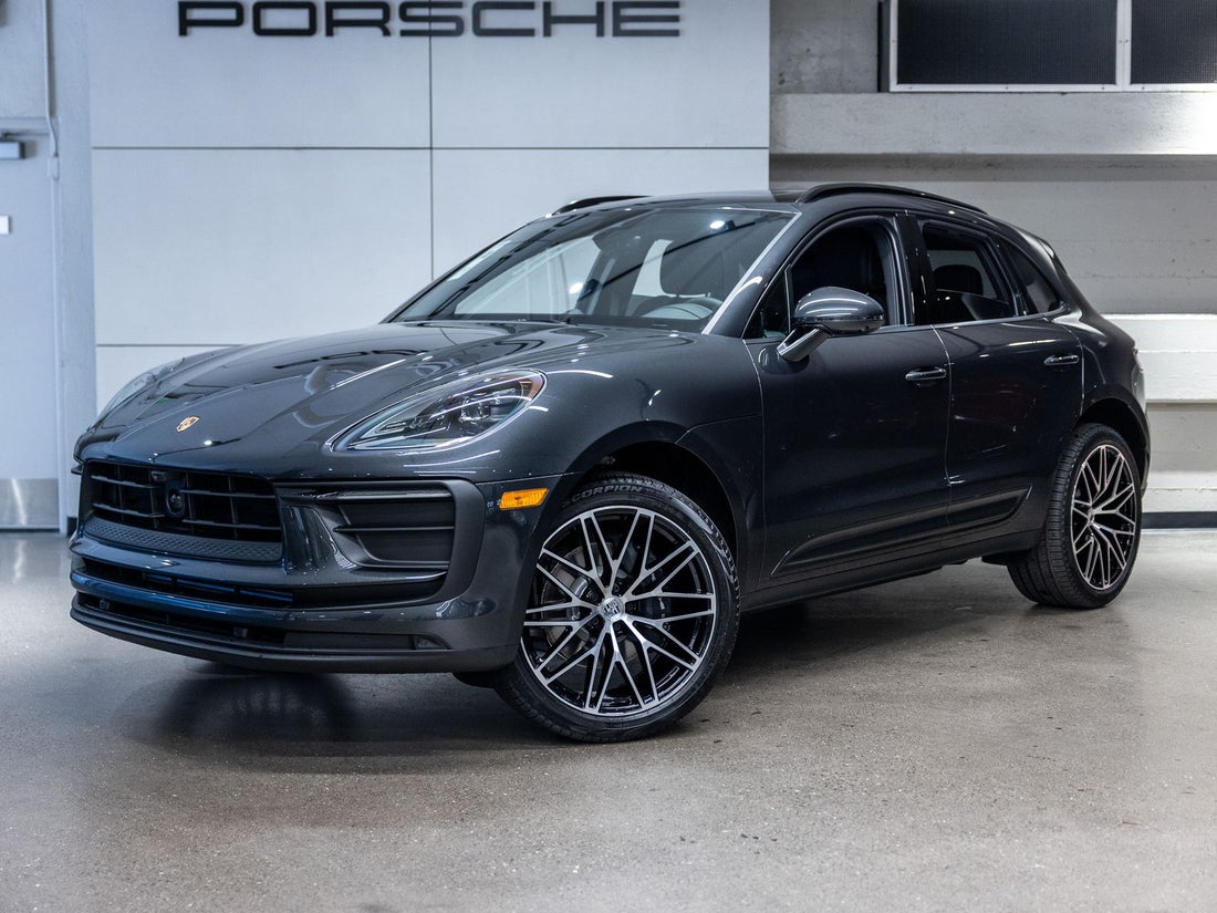 2026 Porsche Macan — photo 1 of 59