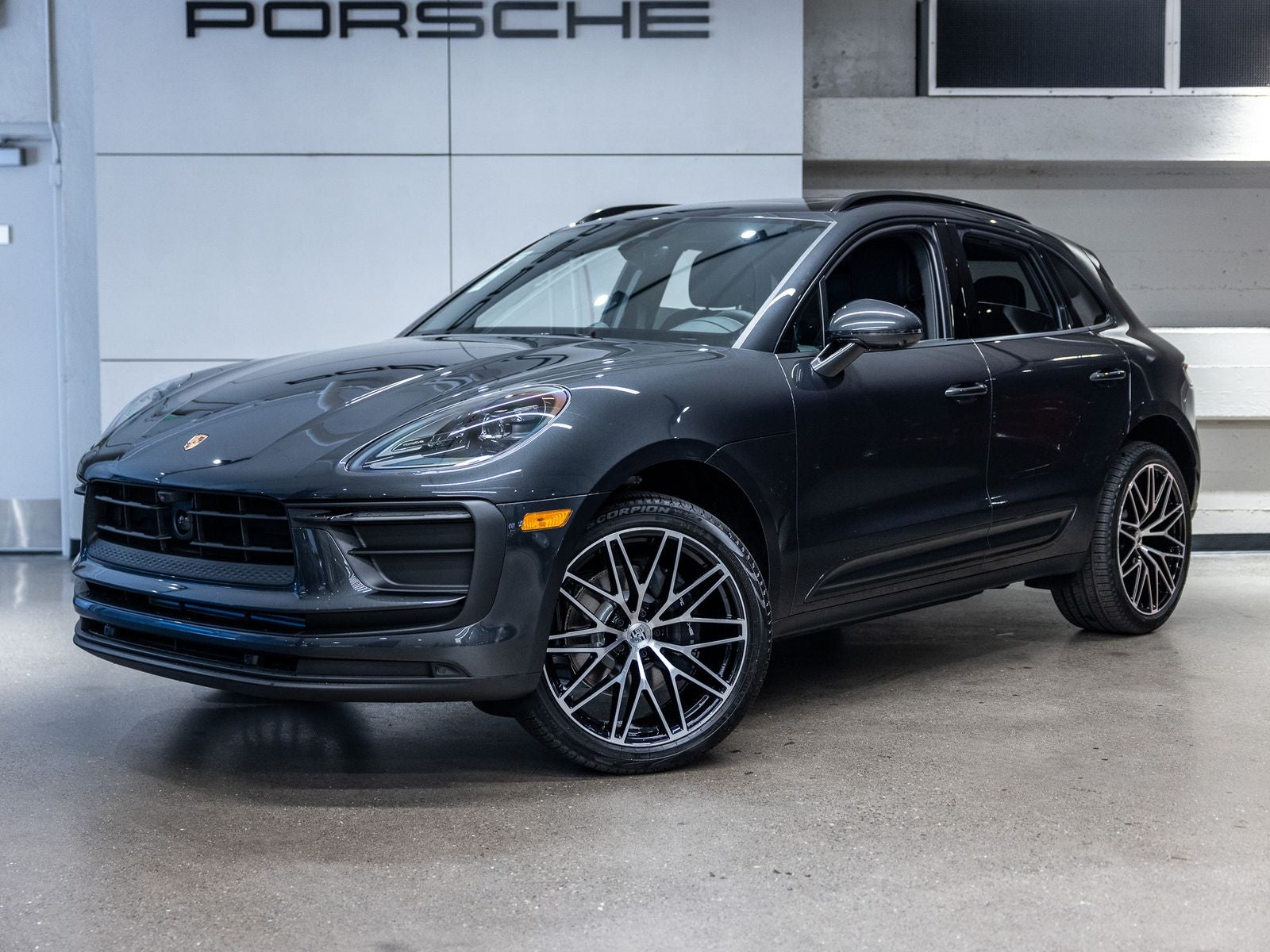 2026 Porsche Macan Macan