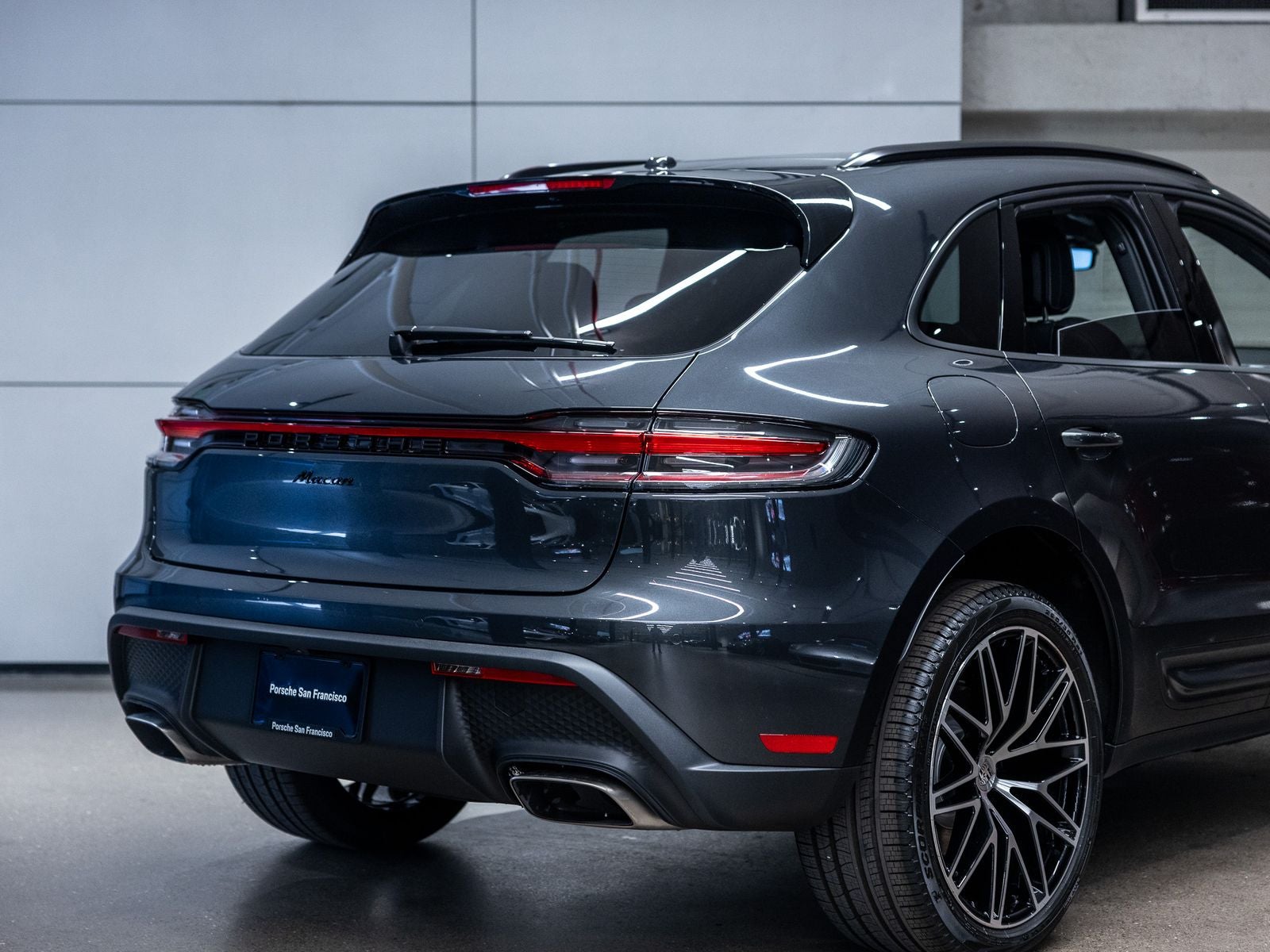 2026 Porsche Macan Macan