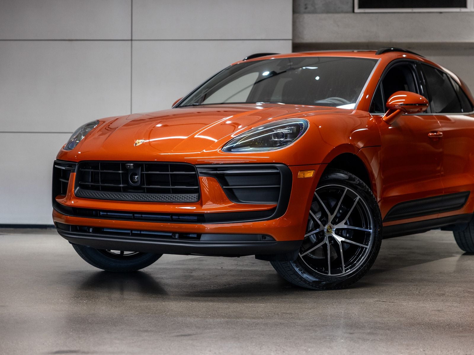 2025 Porsche Macan Base
