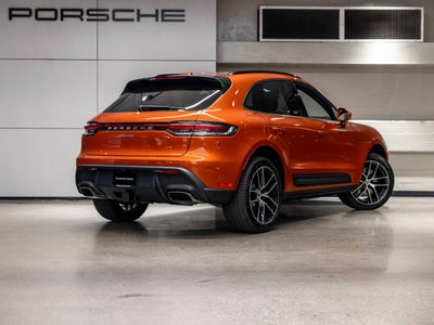 2025 Porsche Macan Base