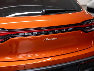 2025 Porsche Macan Base