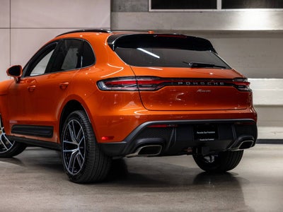 2025 Porsche Macan Base